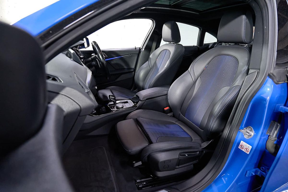 2022 BMW 2 Series 220i M Sport F44