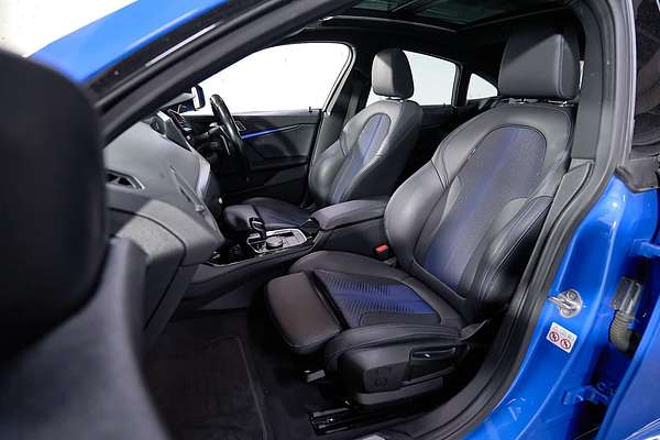 2022 BMW 2 Series 220i M Sport F44