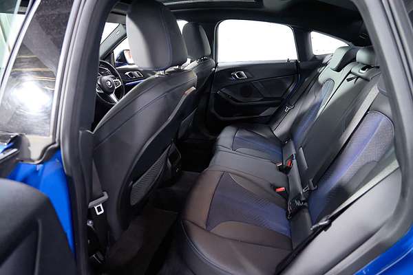 2022 BMW 2 Series 220i M Sport F44