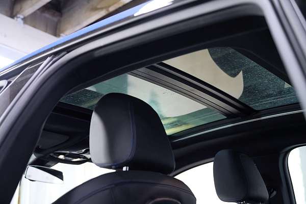 2022 BMW 2 Series 220i M Sport F44