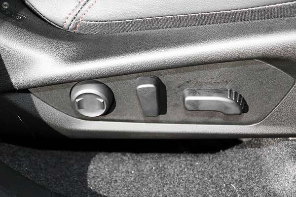 2025 Subaru Forester Hybrid Touring S6