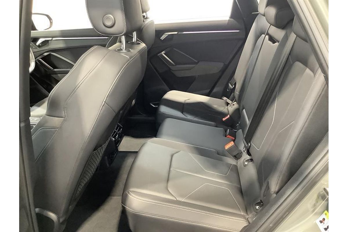 2021 Audi Q3 40 TFSI S line F3