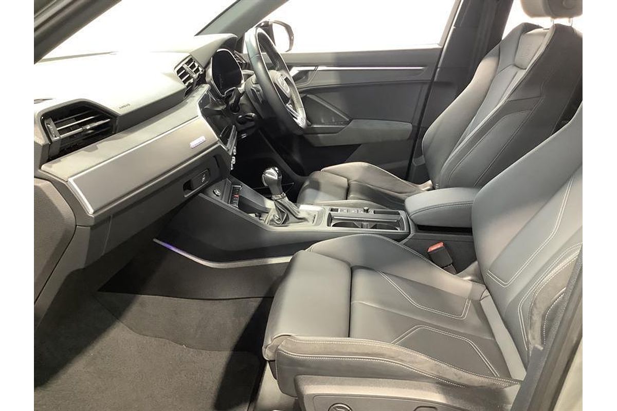 2021 Audi Q3 40 TFSI S line F3