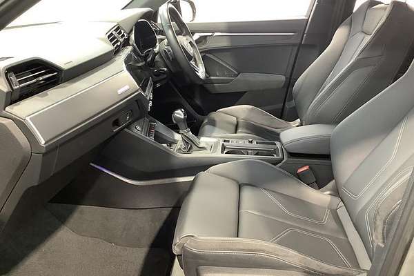 2021 Audi Q3 40 TFSI S line F3