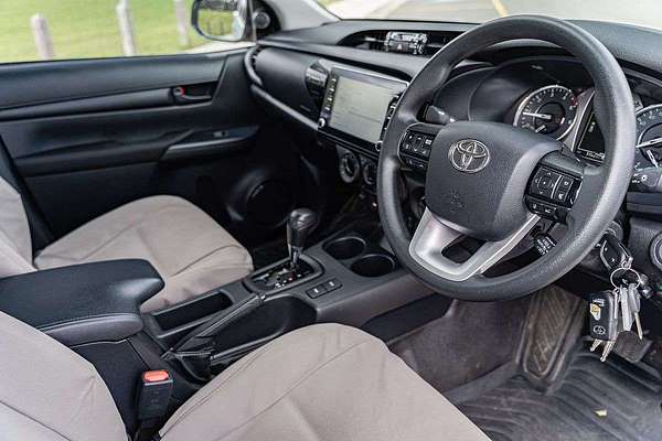 2022 Toyota Hilux SR GUN126R 4X4