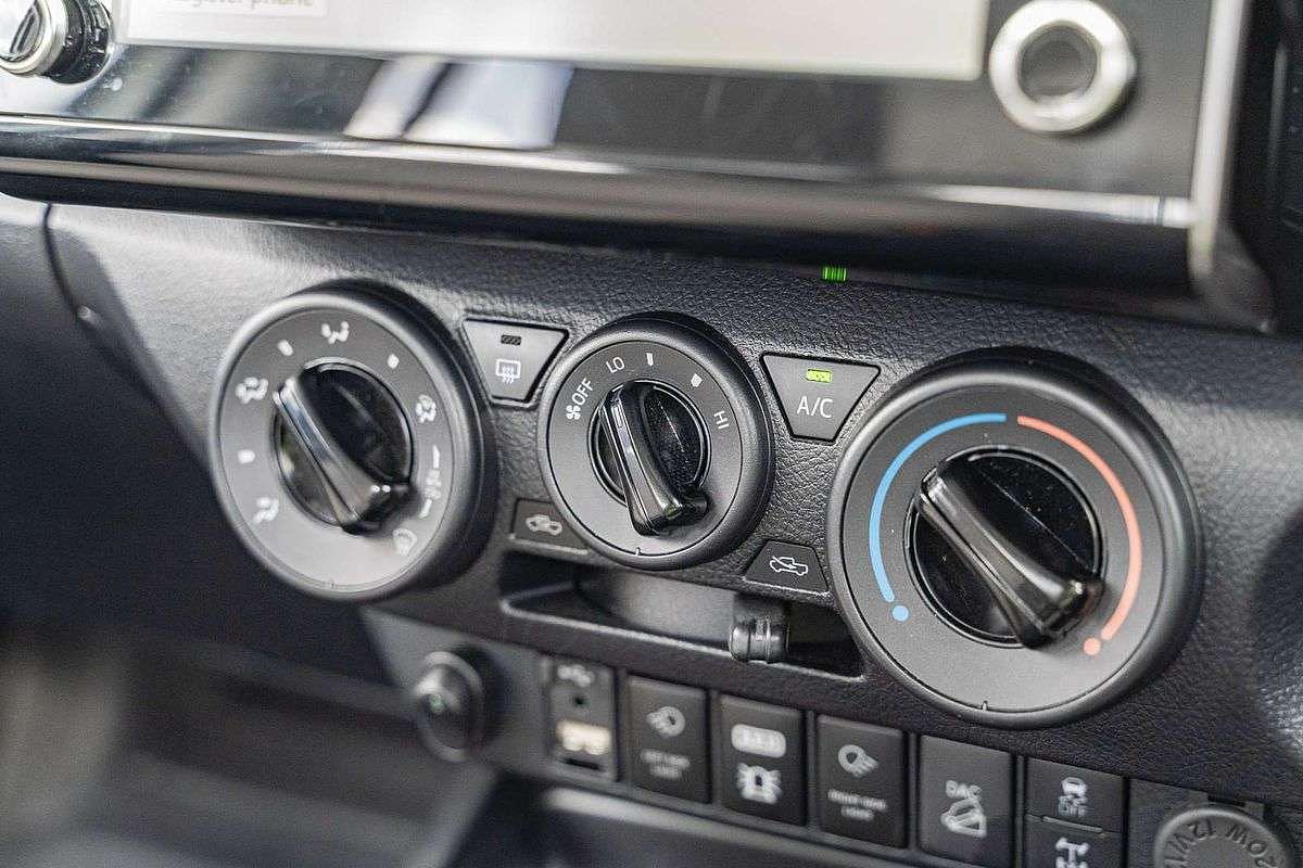 2022 Toyota Hilux SR GUN126R 4X4