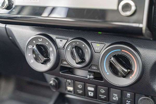 2022 Toyota Hilux SR GUN126R 4X4