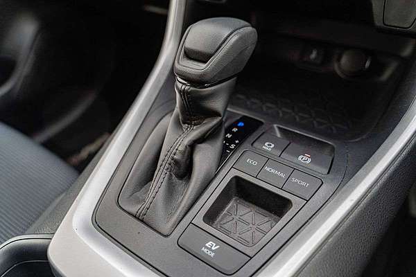 2020 Toyota RAV4 GX AXAH52R