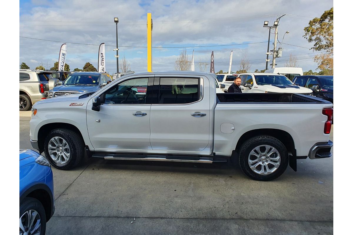 2025 Chevrolet Silverado 1500 LTZ Premium W/Tech Pack T1 4X4
