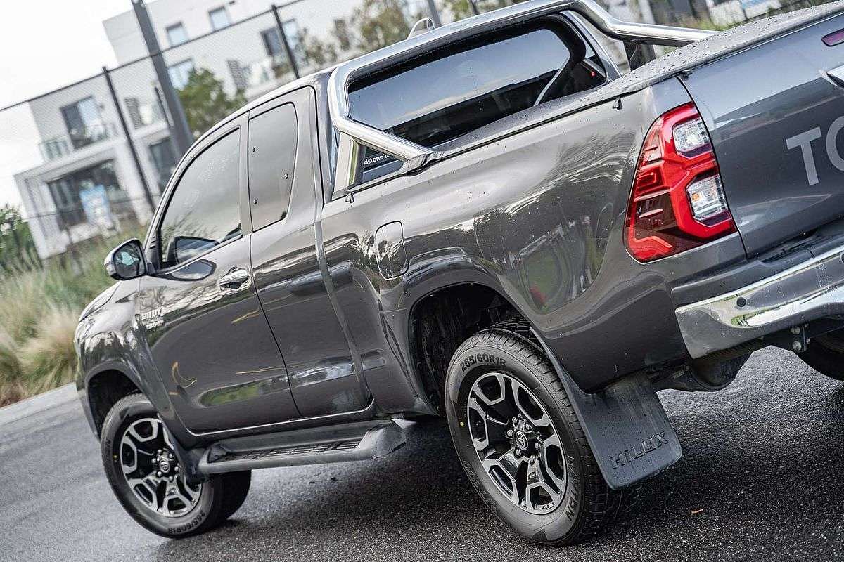 2022 Toyota Hilux SR5 GUN126R 4X4