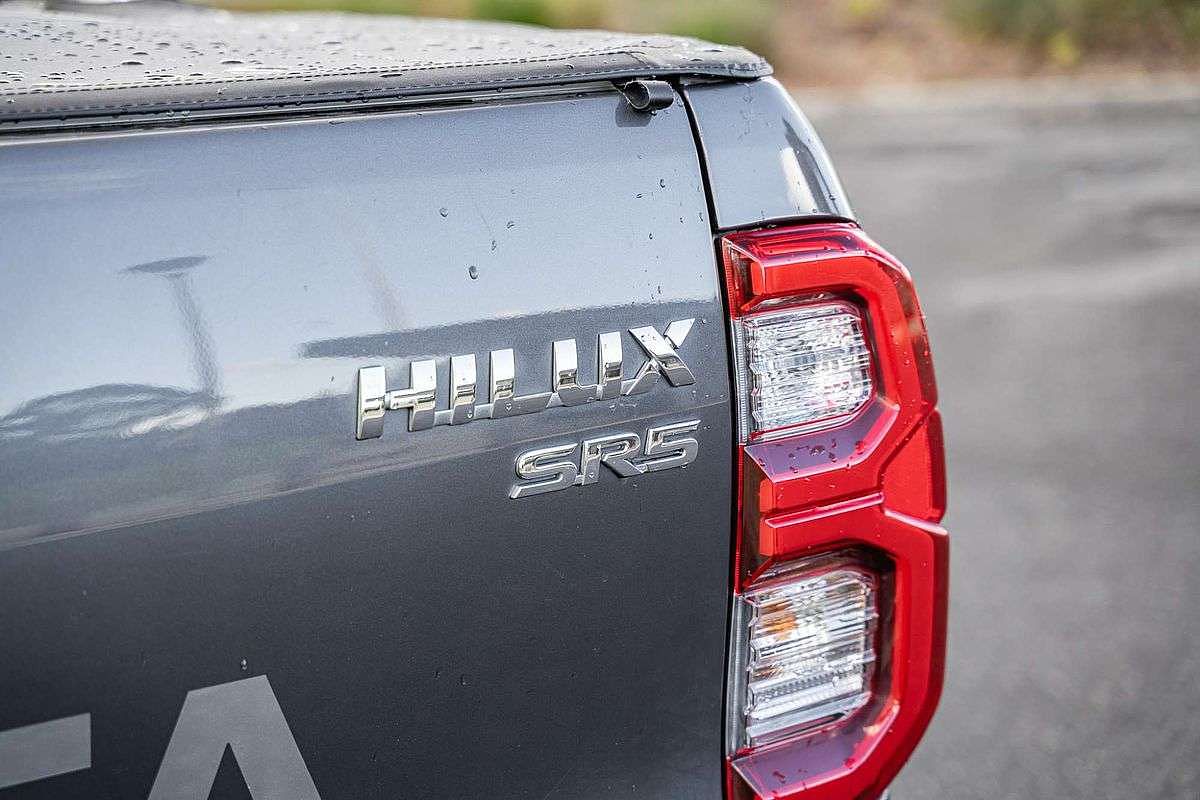 2022 Toyota Hilux SR5 GUN126R 4X4
