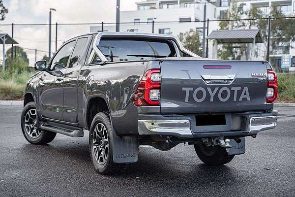 2022 Toyota Hilux SR5 GUN126R 4X4