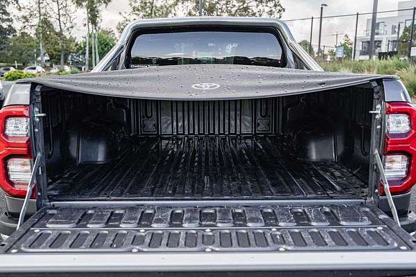 2022 Toyota Hilux SR5 GUN126R 4X4