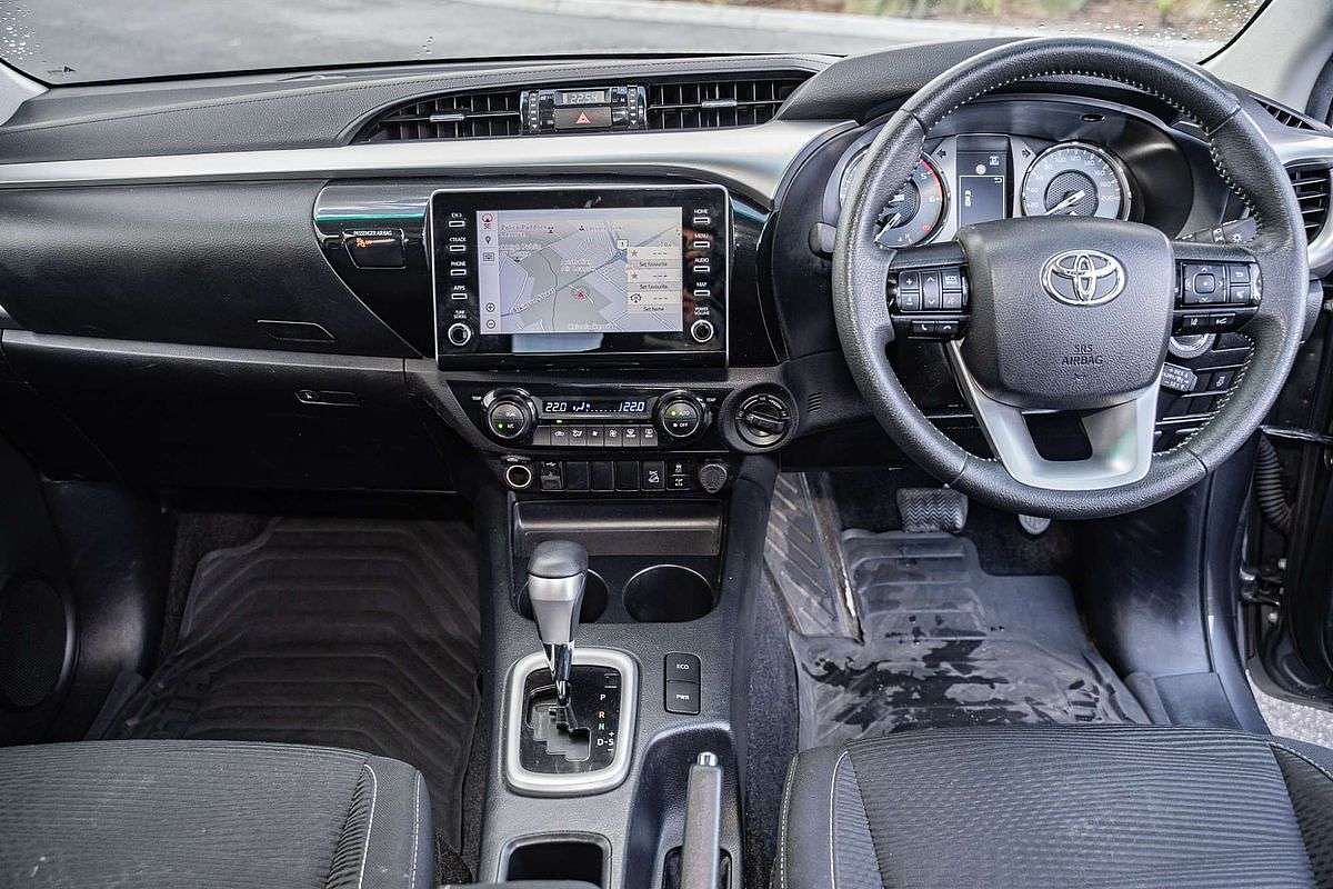 2022 Toyota Hilux SR5 GUN126R 4X4