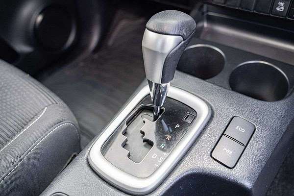 2022 Toyota Hilux SR5 GUN126R 4X4