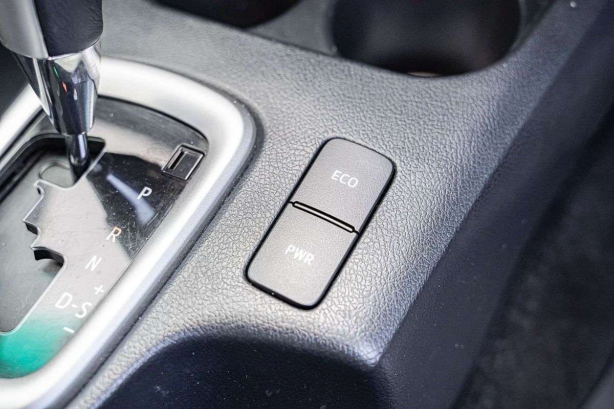 2022 Toyota Hilux SR5 GUN126R 4X4