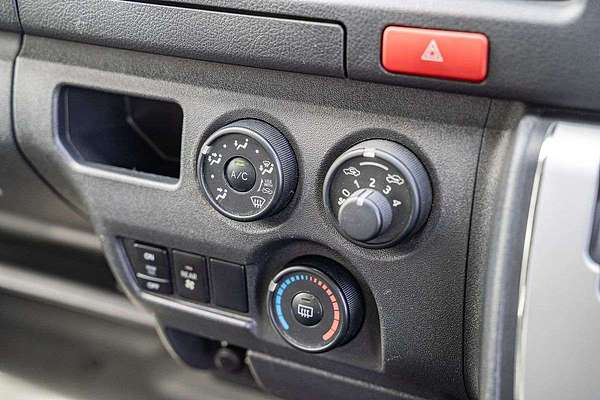 2014 Toyota Hiace Commuter TRH223R ELWB High Roof