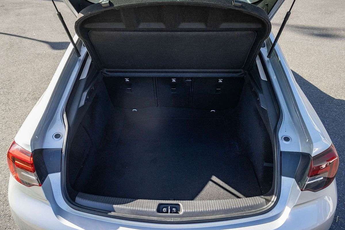 2018 Holden Commodore RS ZB