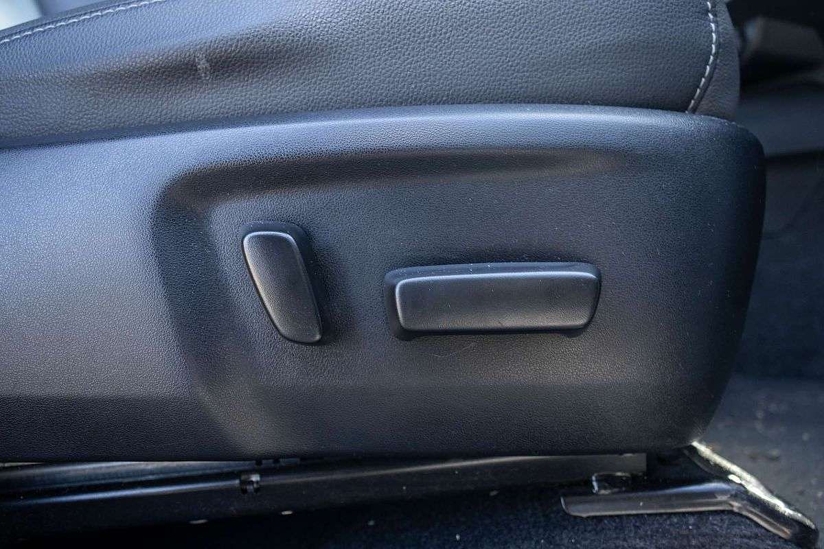 2020 Toyota Hilux Rogue GUN126R 4X4