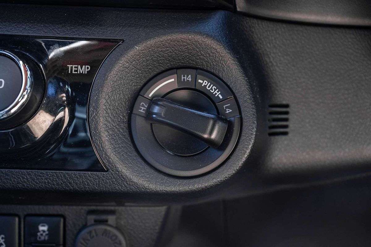 2020 Toyota Hilux Rogue GUN126R 4X4