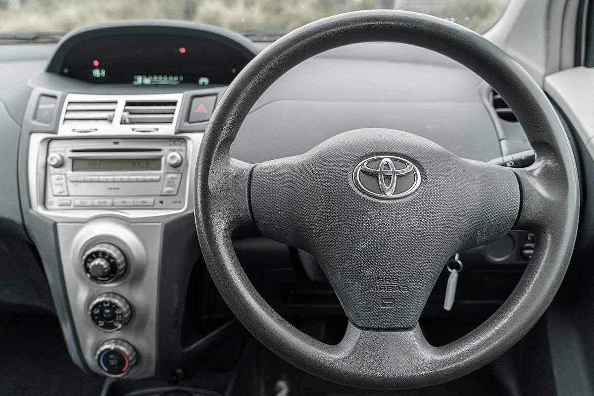 2007 Toyota Yaris YR NCP90R