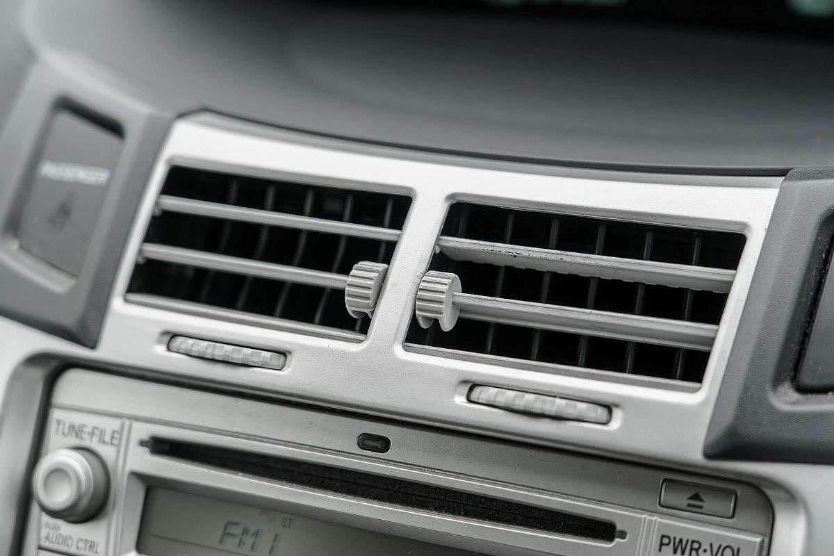 2007 Toyota Yaris YR NCP90R