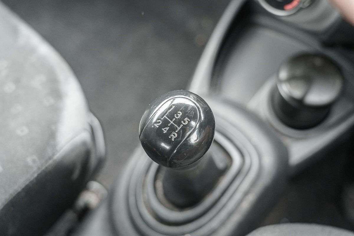 2007 Toyota Yaris YR NCP90R