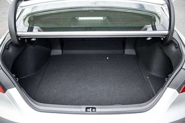 2022 Toyota Camry Ascent AXVH70R