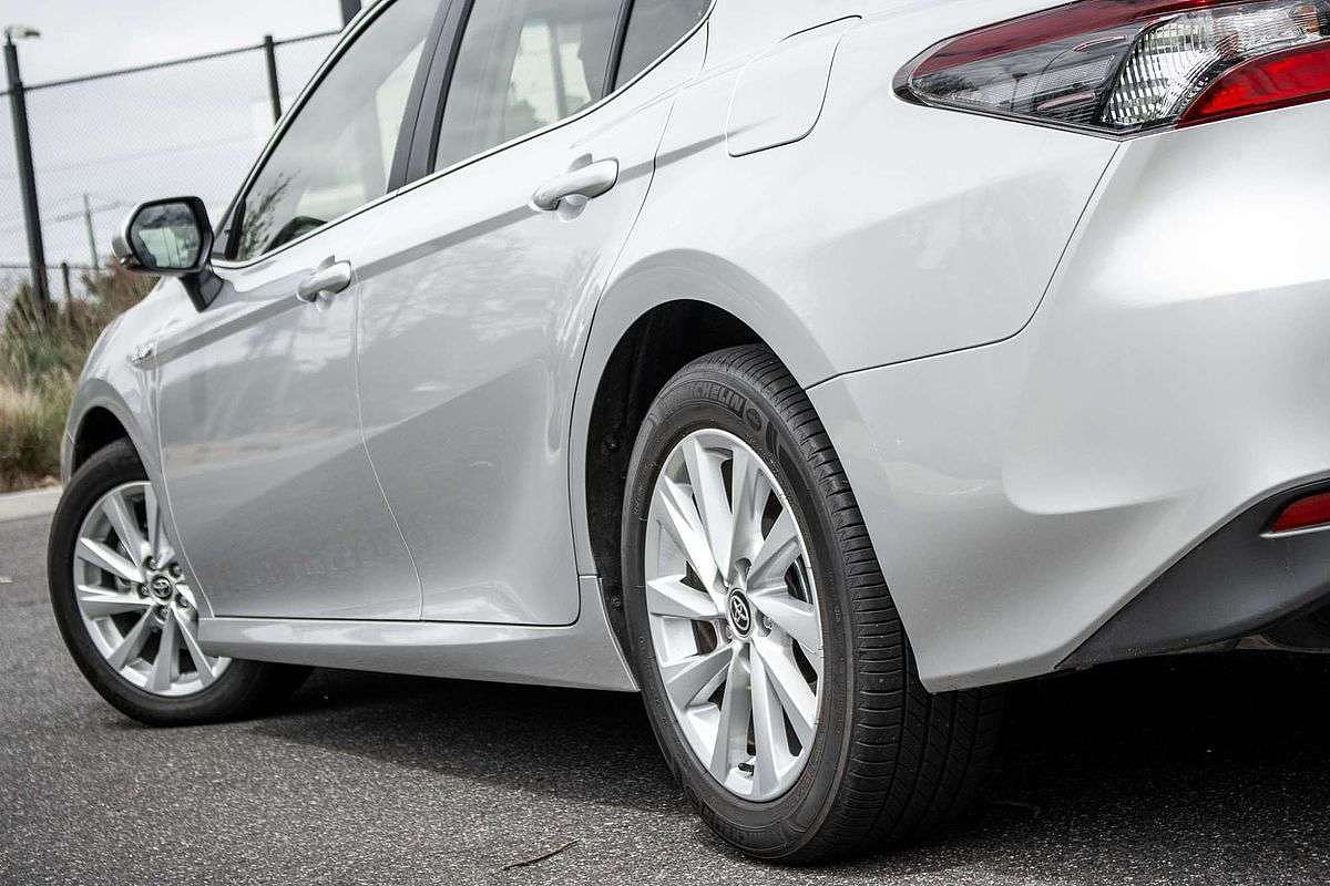 2021 Toyota Camry Ascent AXVH70R