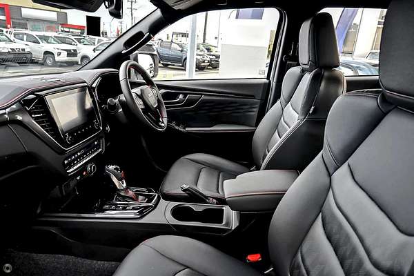 2025 Isuzu D-MAX X-TERRAIN 4X4