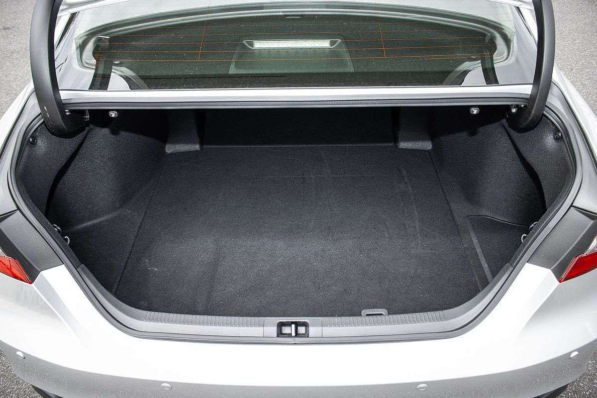 2021 Toyota Camry Ascent AXVH70R