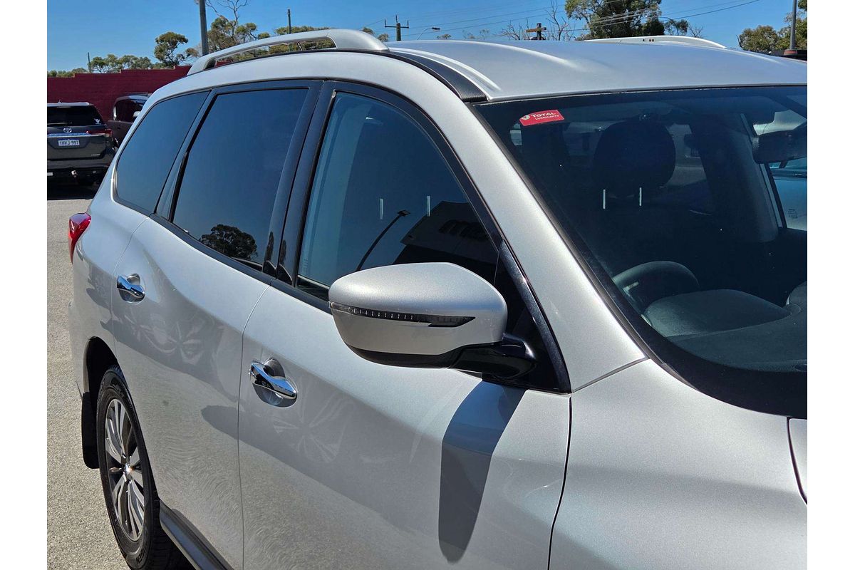 2017 Nissan Pathfinder ST R52 Series II