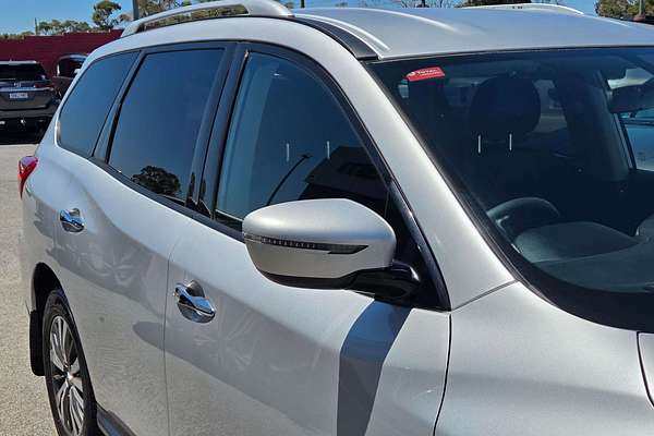2017 Nissan Pathfinder ST R52 Series II