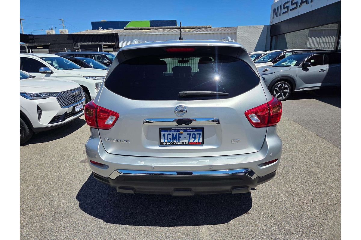 2017 Nissan Pathfinder ST R52 Series II