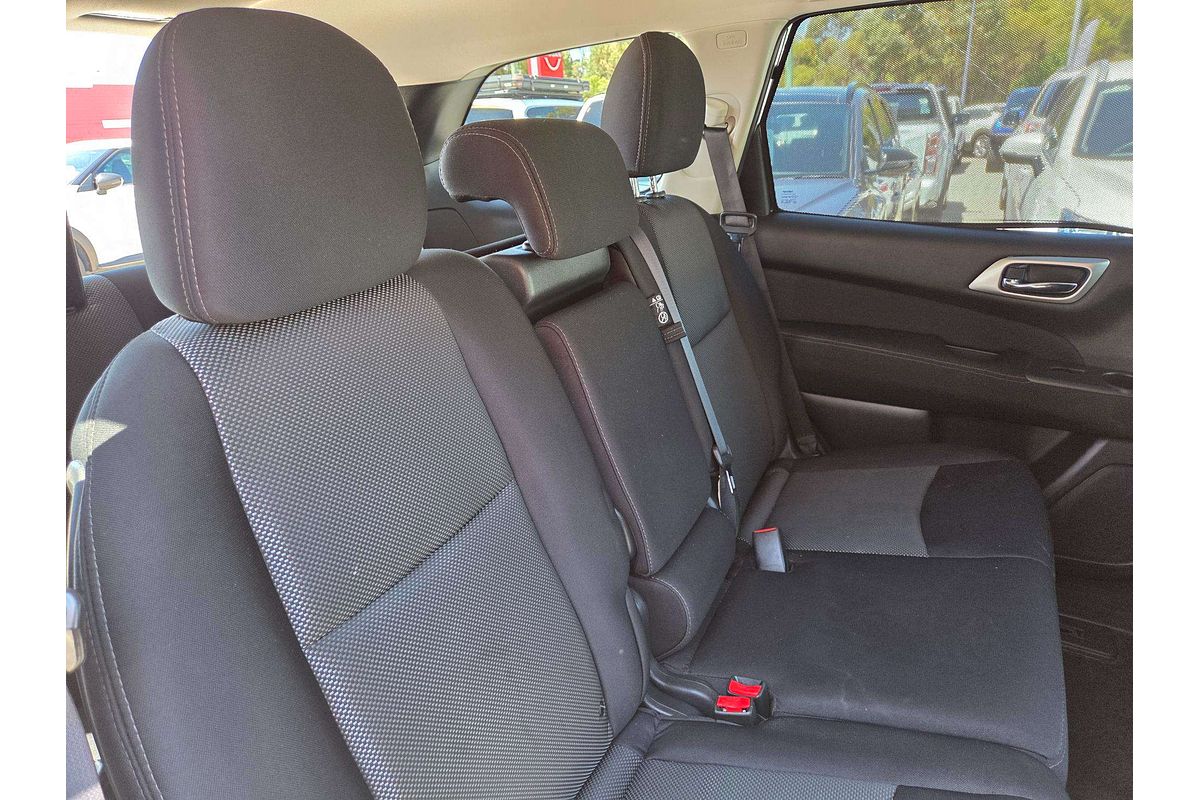 2017 Nissan Pathfinder ST R52 Series II