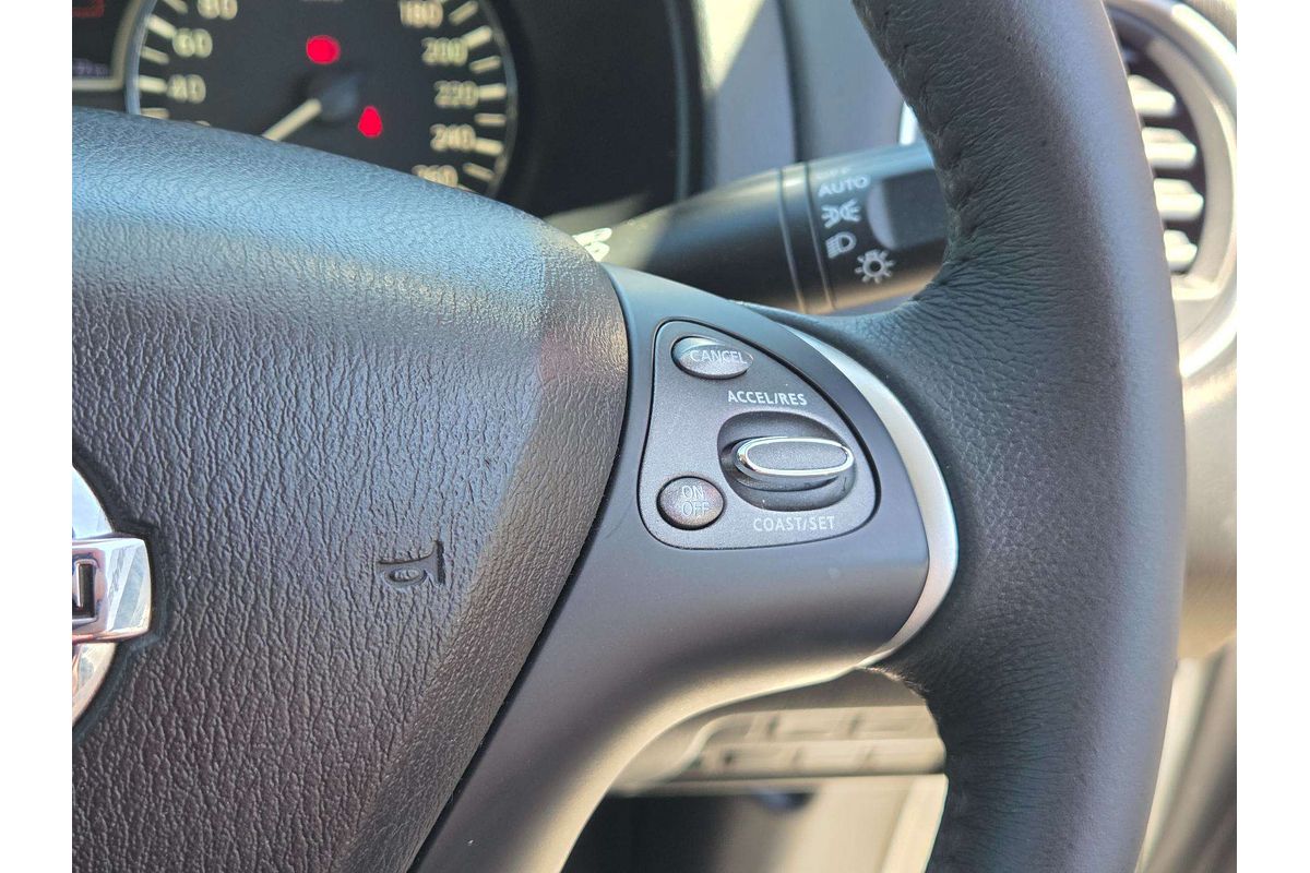 2017 Nissan Pathfinder ST R52 Series II