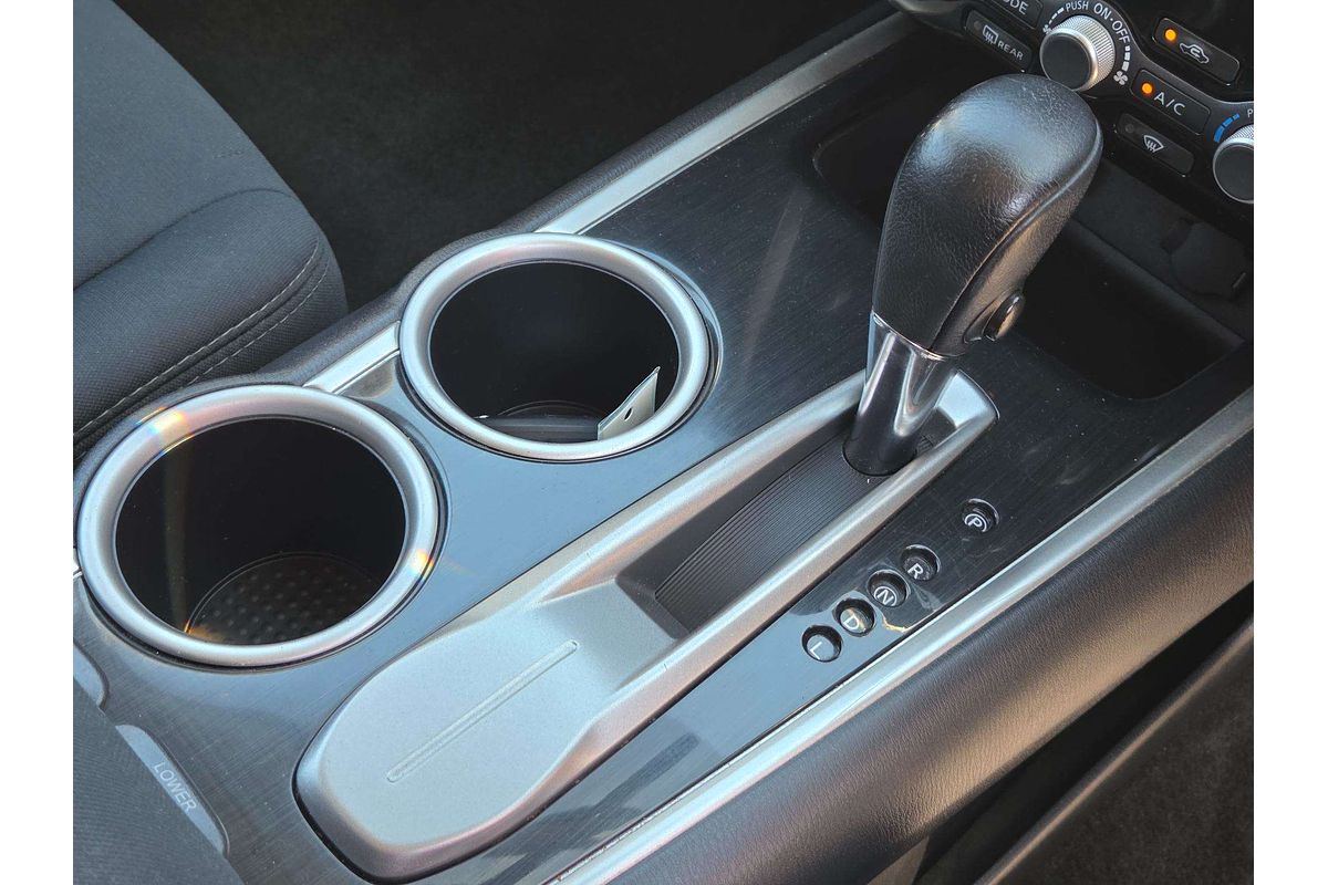 2017 Nissan Pathfinder ST R52 Series II