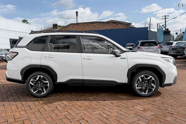 2025 Subaru Forester Hybrid S6