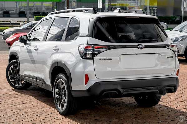 2025 Subaru Forester Hybrid S6