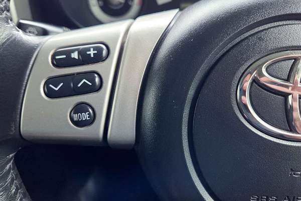 2011 Toyota FJ Cruiser GSJ15R