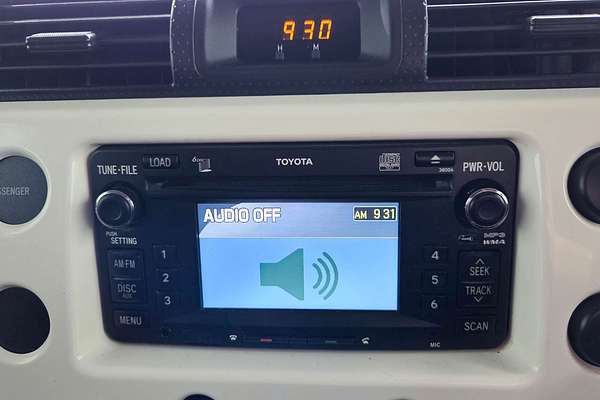 2011 Toyota FJ Cruiser GSJ15R