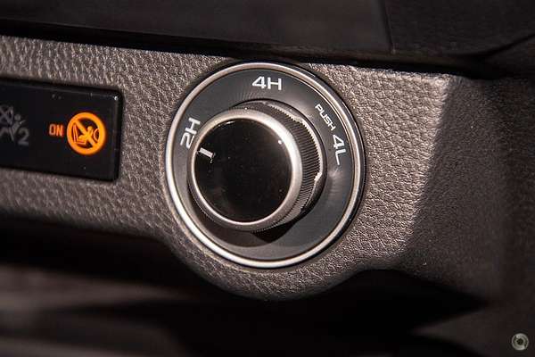 2025 Isuzu D-MAX X-TERRAIN 4X4