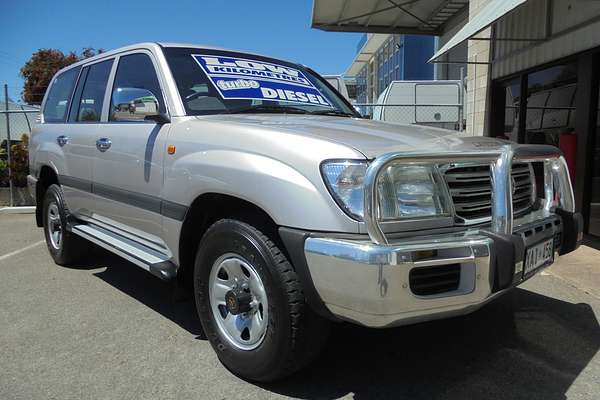 2003 Toyota Landcruiser GXL HDJ100R