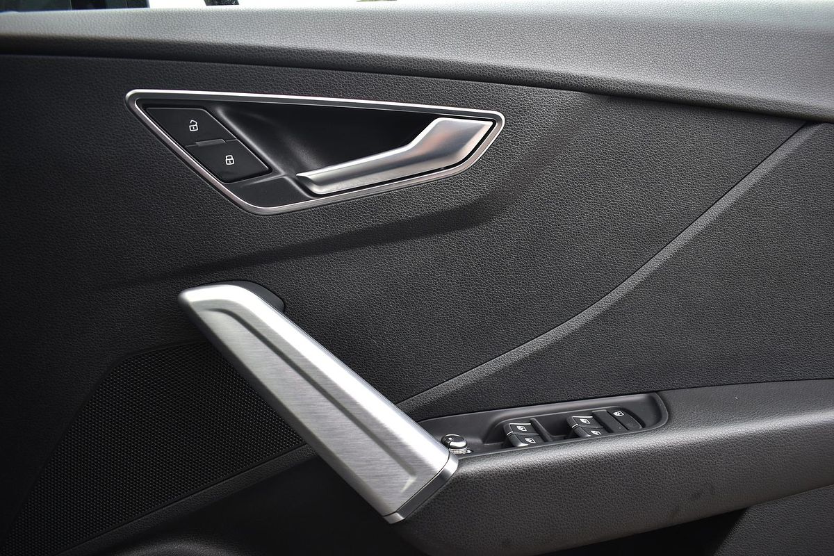 2016 Audi Q2 design GA