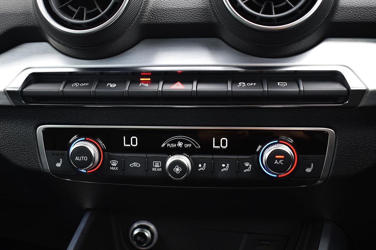 2016 Audi Q2 design GA