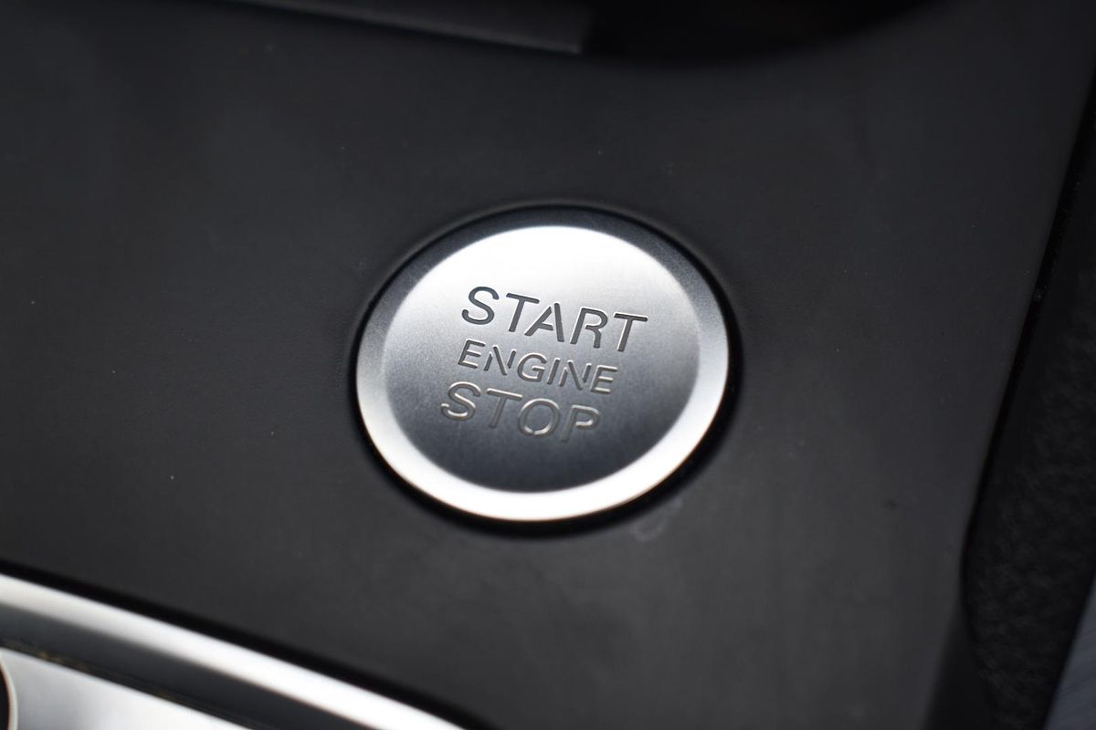 2016 Audi Q2 design GA