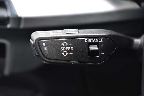 2016 Audi Q2 design GA