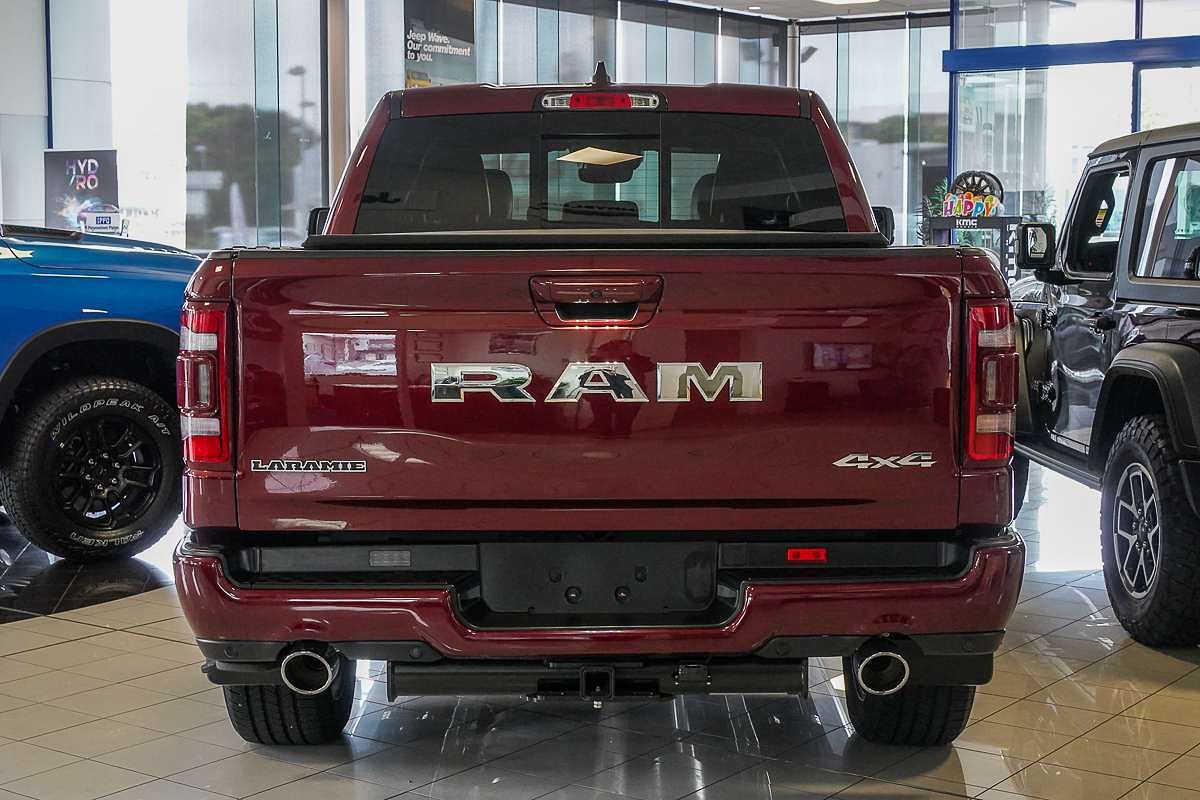 2024 RAM 1500 Laramie Sport RamBox DT 4X4 SWB