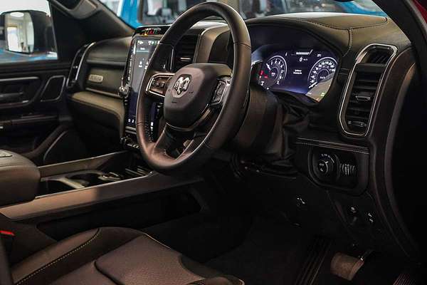 2024 RAM 1500 Laramie Sport RamBox DT 4X4 SWB