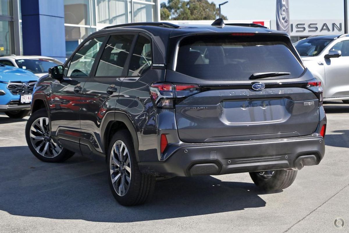 2025 Subaru Forester Hybrid Touring S6